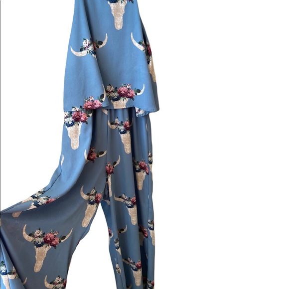 ALTAR’D STATE BLUE PRINT, HIGH NECK, TWO-LAYER FLOWY SLEEVELESS JUMPSUIT, SIZE S - Picture 2 of 7